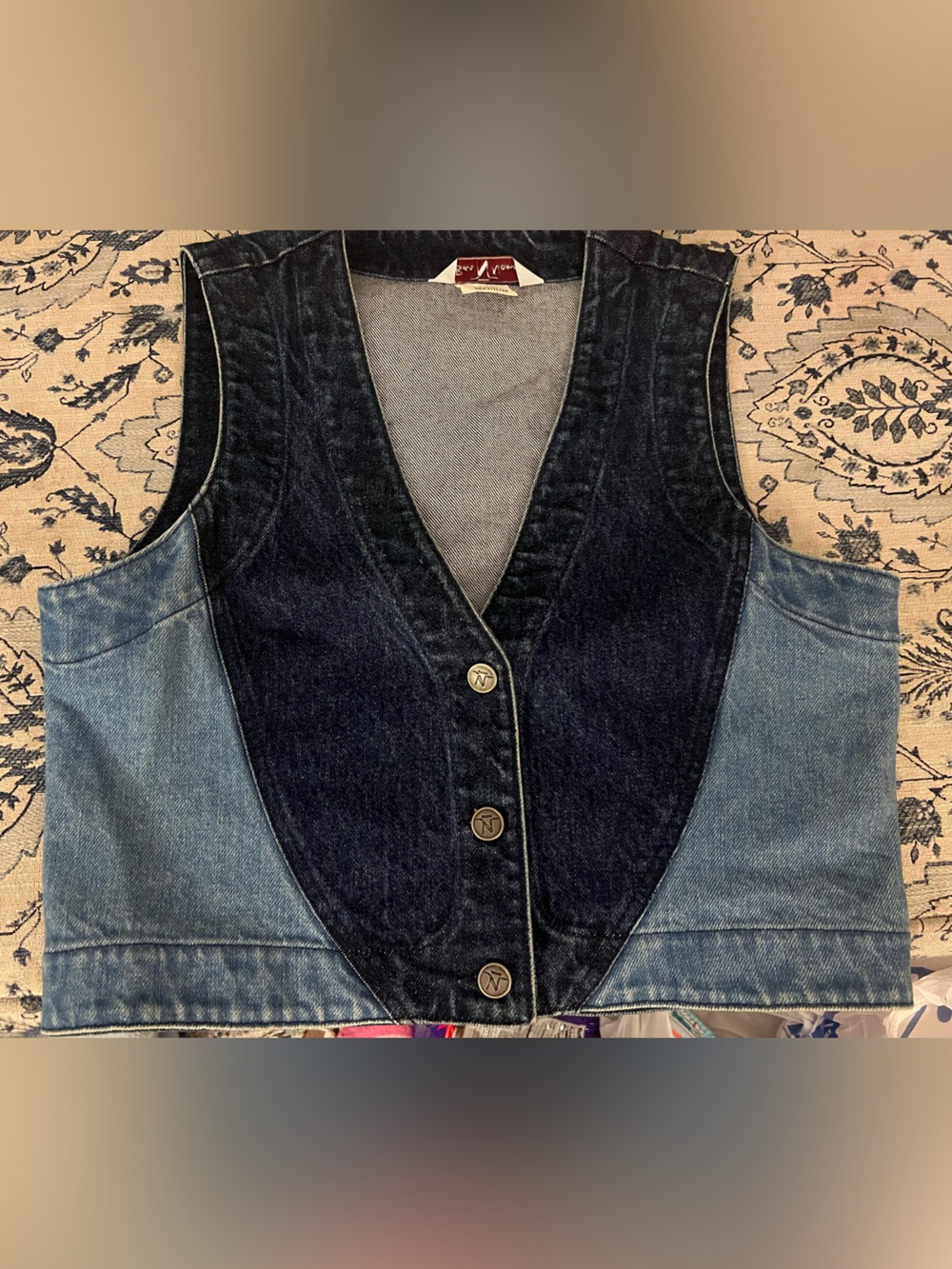 Vintage Two-Tone Western style Denim Vest in Dark & Light Blue sz Medium